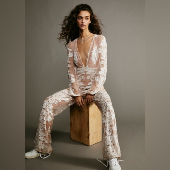 NWT For love and Lemons Temecula jumpsuit - Picture 1 of 8